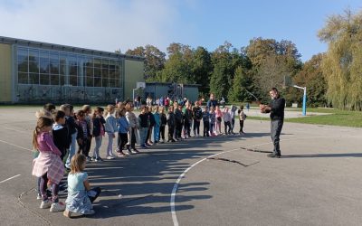 IGRIVA KOŠARKA IN PREDSTAVITEV LOKOSTRELSTVA ZA 1. TRIADO